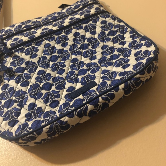 Vera Bradley Triple Zip Hipster Crossbody Bag - Picture 6 of 12